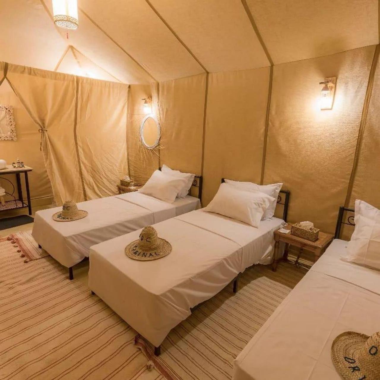 Zahra Luxury Desert Camp เมอร์ซูกา ภายนอก รูปภาพ