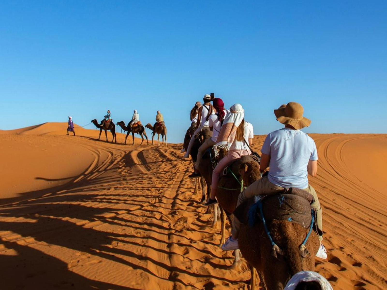 Zahra Luxury Desert Camp เมอร์ซูกา ภายนอก รูปภาพ