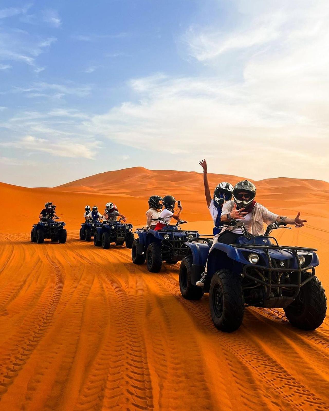 Zahra Luxury Desert Camp เมอร์ซูกา ภายนอก รูปภาพ