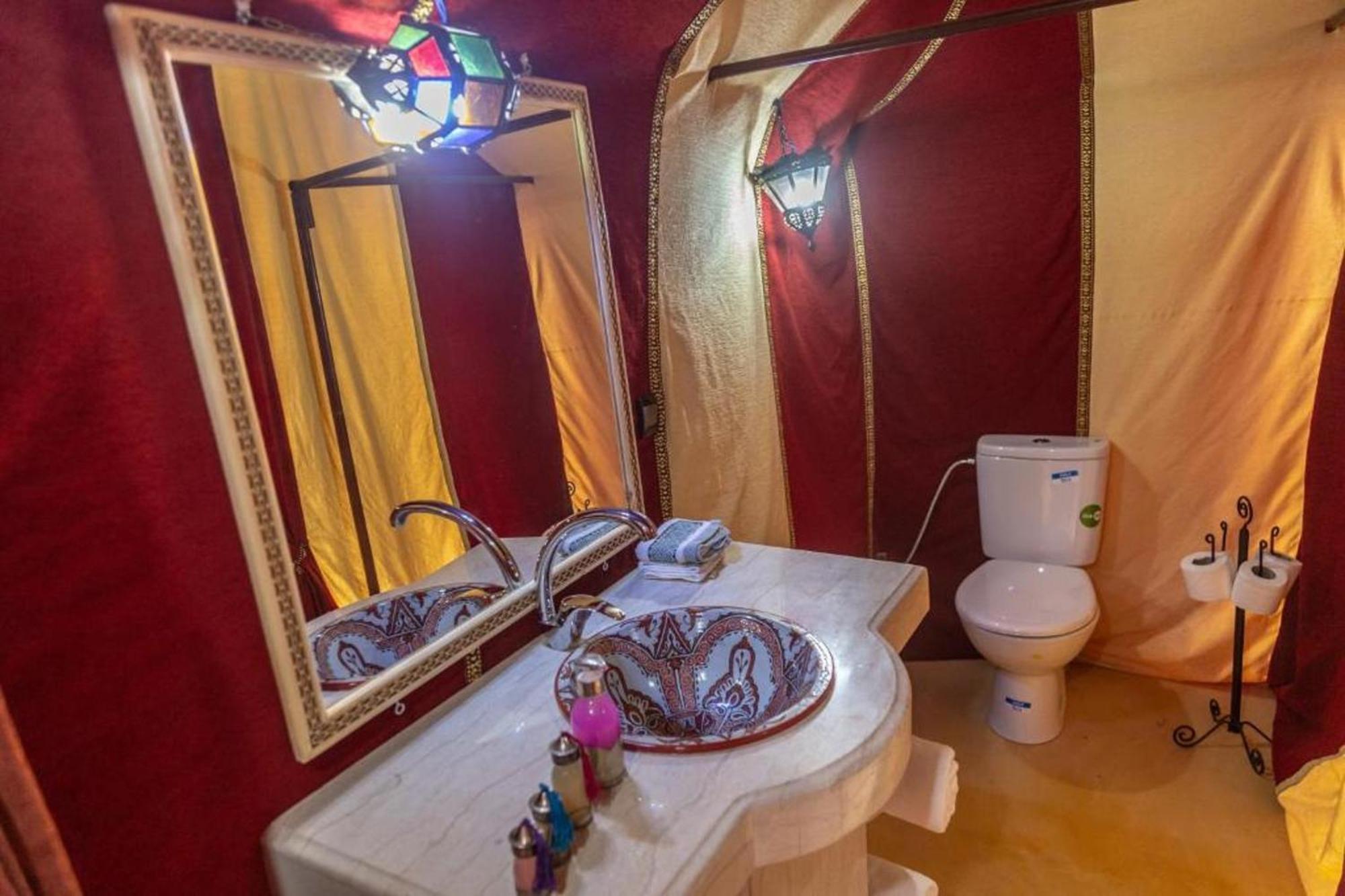 Zahra Luxury Desert Camp เมอร์ซูกา ภายนอก รูปภาพ